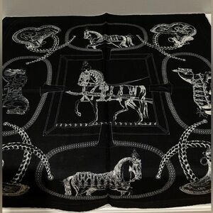 30% silk 70% wool blend scarf bandana reversible equestrian